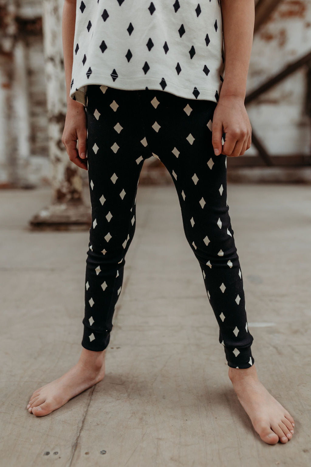 Diamond Scatter Leggings - Black